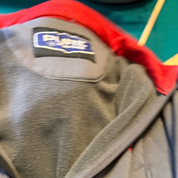 Pure Polaris Gray and Black Pullover - Picture 7 of 10